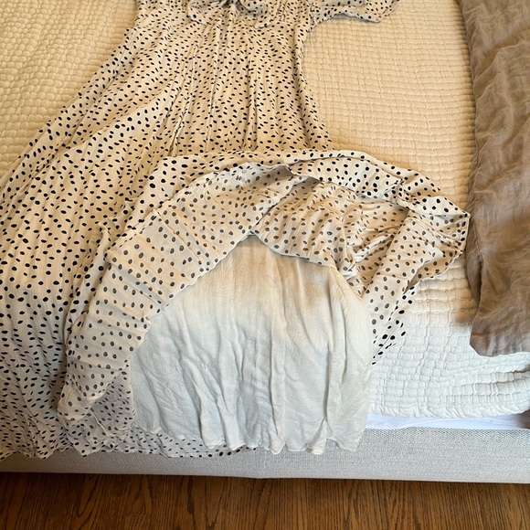 UO Polka Dot Tie-Front Midi Dress - Picture 6 of 10